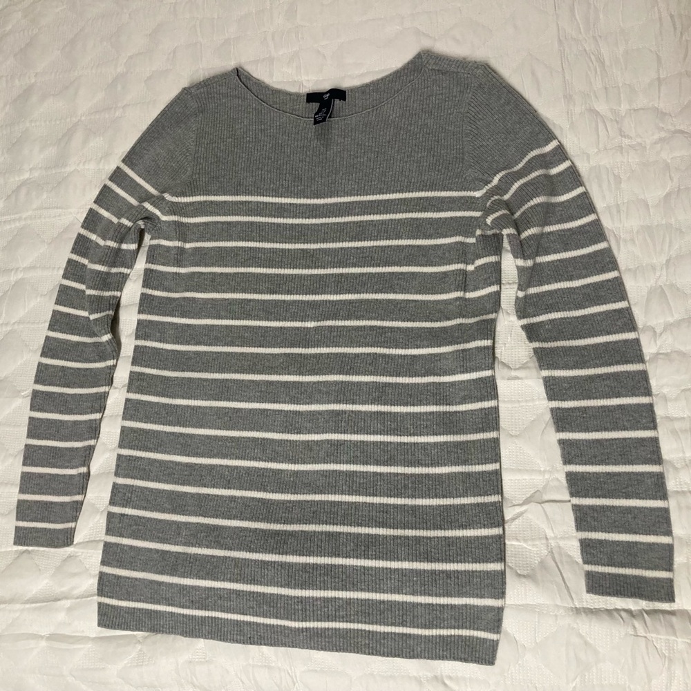 Gap Gray and White Striped Women's Ribbed Knit Sweater